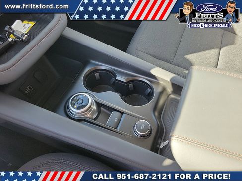 New 2026 Ford Explorer Active image 9