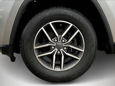 Used 2020 Jeep Grand Cherokee Limited image 34