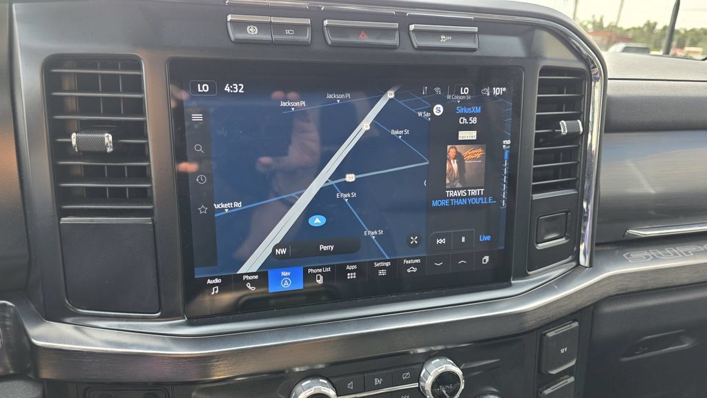 Used 2024 Ford F250 Lariat AWD/4WD image 22
