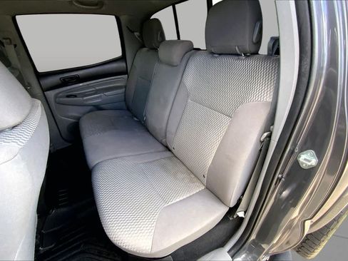 Used 2014 Toyota Tacoma PreRunner w/ SR5 Package RWD image 20