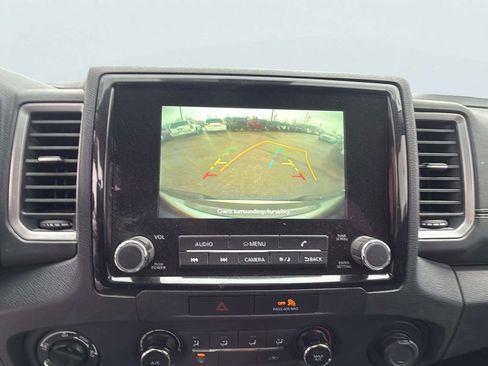 Used 2022 Nissan Frontier SV image 10