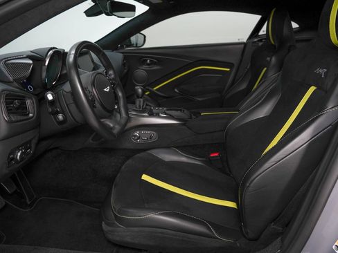 Used 2020 Aston Martin V8 Vantage AMR RWD image 41