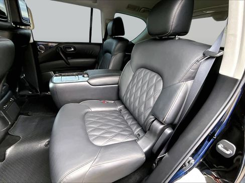 Used 2023 Nissan Armada Platinum w/ Captain's Chairs Package RWD image 21