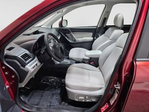 Used 2015 Subaru Forester 2.5i Premium AWD/4WD image 13