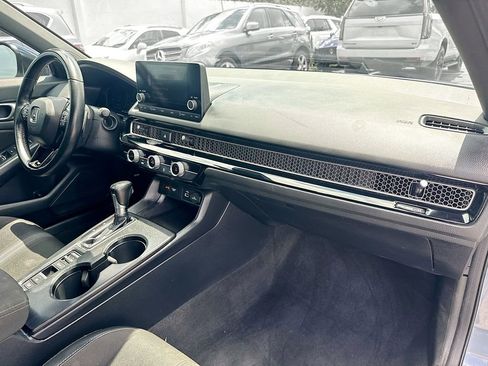 Used 2023 Honda Civic Sport image 27