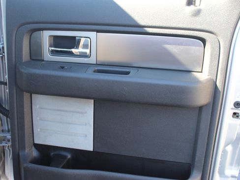 Used 2014 Ford F150 Raptor w/ Equipment Group 801A Luxury image 31