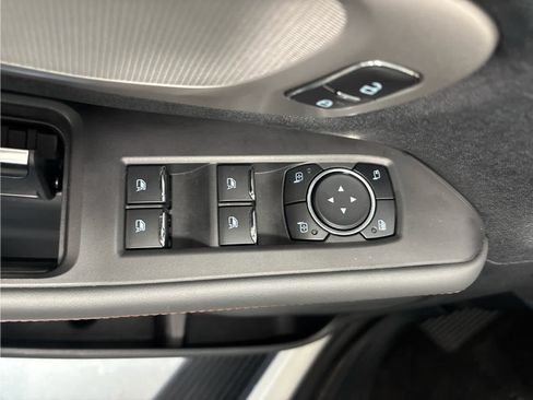 Used 2025 Ford Expedition Active AWD/4WD image 22