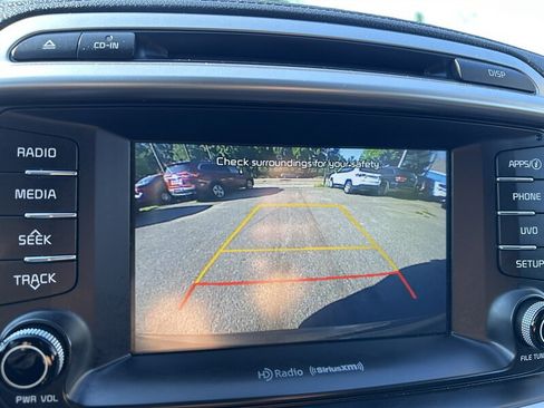 Used 2018 Kia Sorento AWD image 14