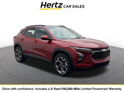 Used 2025 Chevrolet Trax LT