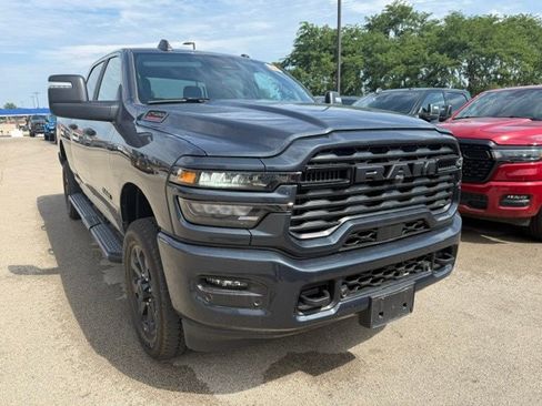 Certified 2025 RAM 2500 Big Horn AWD/4WD image 1