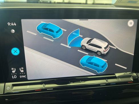 New 2026 Volkswagen Atlas SE image 21