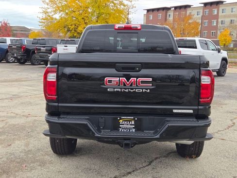 New 2026 GMC Canyon Elevation w/ Convenience Package image 14