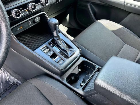 Used 2025 Honda CR-V LX image 25