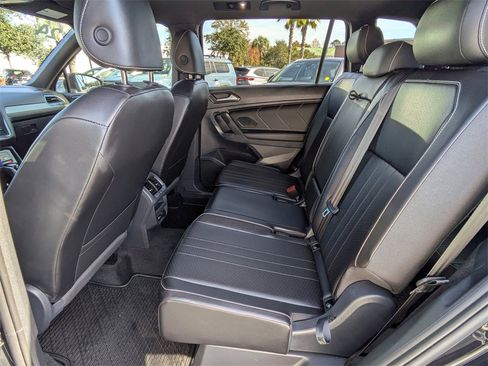 Used 2024 Volkswagen Tiguan SE R-Line image 14