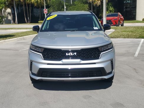 Used 2022 Kia Sorento S image 8