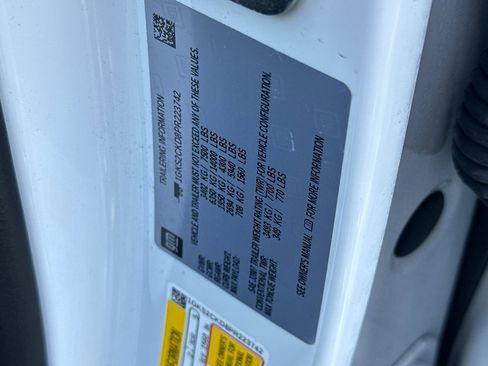 Used 2023 GMC Yukon AT4 image 57