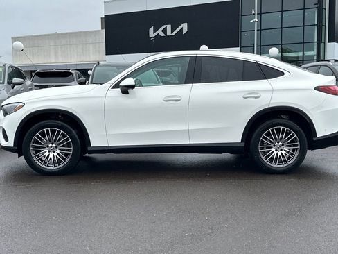 Used 2025 Mercedes-Benz GLC 300 4MATIC image 7