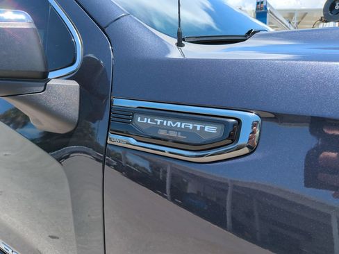 Used 2022 GMC Sierra 1500 Denali Ultimate AWD/4WD image 12