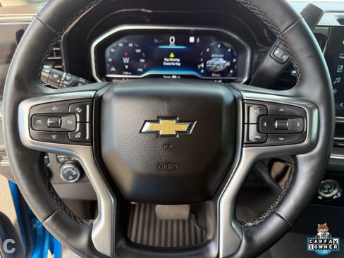 Used 2023 Chevrolet Silverado 1500 LT w/ Z71 Off-Road Package AWD/4WD image 14