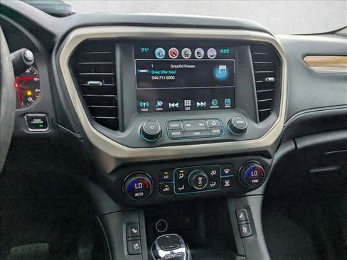 Used 2017 GMC Acadia Denali image 14
