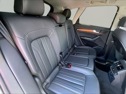 Used 2023 Audi Q5 2.0T Premium Plus w/ Premium Plus Package AWD/4WD image 29