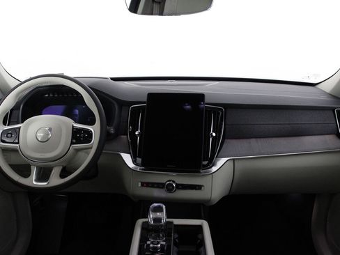 New 2026 Volvo XC90 T8 Ultra w/ Protection Package AWD/4WD image 5