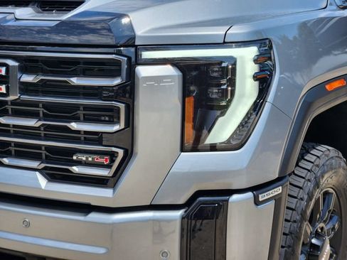 Used 2026 GMC Sierra 3500 AT4 w/ AT4 Premium Plus Package AWD/4WD image 9