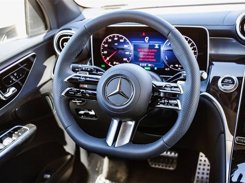 New 2025 Mercedes-Benz GLC 350e 4MATIC image 13