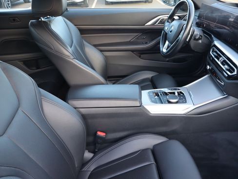 Used 2024 BMW 430i xDrive Convertible w/ Premium Package image 13