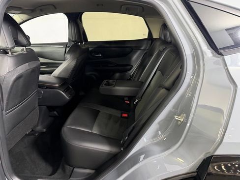 Used 2023 Nissan Ariya AWD image 27