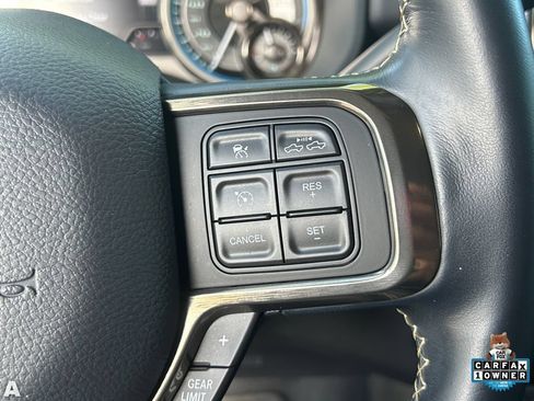 Used 2022 RAM 2500 Limited AWD/4WD image 32