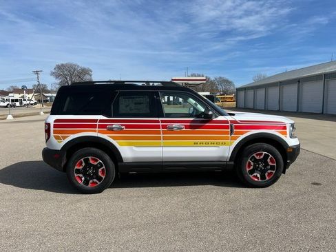 New 2025 Ford Bronco Sport Free Wheeling AWD/4WD image 7