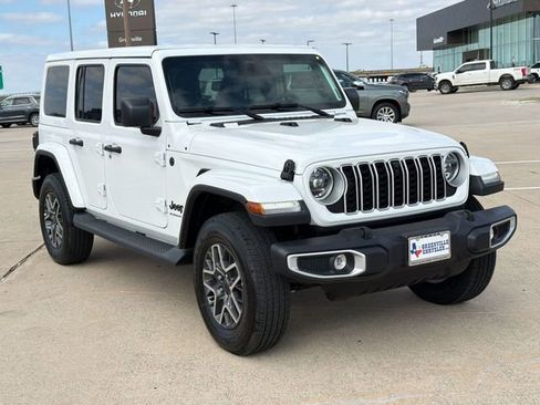 New 2026 Jeep Wrangler Sahara image 7