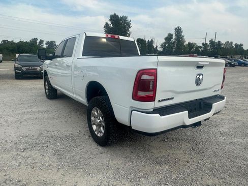 Used 2024 RAM 2500 Laramie AWD/4WD image 5