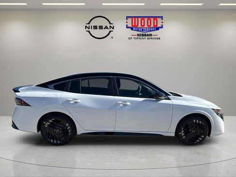 New 2026 Nissan Sentra SR FWD image 2