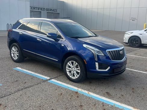 Certified 2024 Cadillac XT5 Luxury w/ LPO, Floor Liner Package AWD/4WD image 2