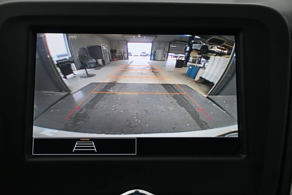 Used 2024 Chevrolet Equinox LT AWD/4WD image 12