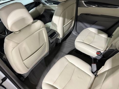 Used 2021 Cadillac XT6 Premium Luxury image 35