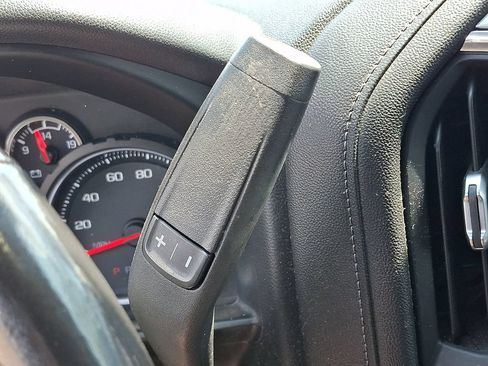 Used 2020 Chevrolet Silverado 1500 RST AWD/4WD image 14