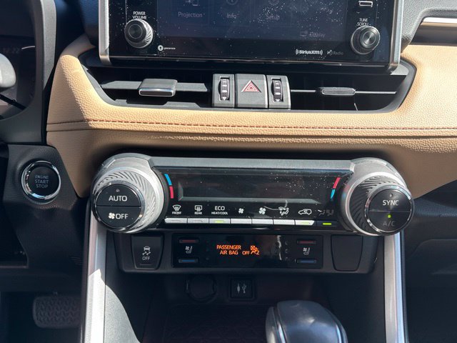 Used 2019 Toyota RAV4 Limited w/ Cold Weather Package AWD/4WD image 28