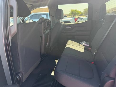 Used 2019 Chevrolet Silverado 1500 Custom w/ Custom Convenience Package AWD/4WD image 21