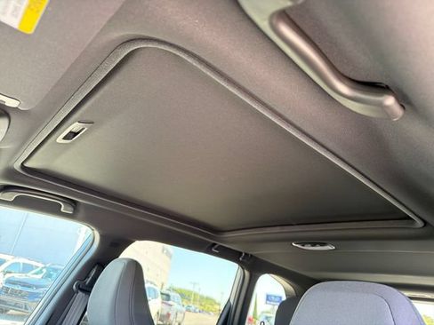 New 2026 Subaru Forester Premium AWD/4WD image 18