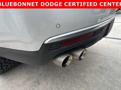 Used 2022 GMC Yukon Denali AWD/4WD image 15