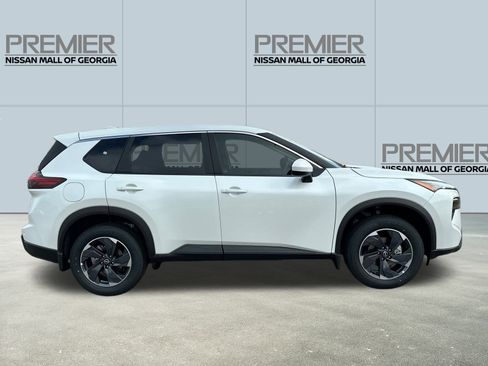 New 2026 Nissan Rogue SV w/ Cold Weather Package image 4