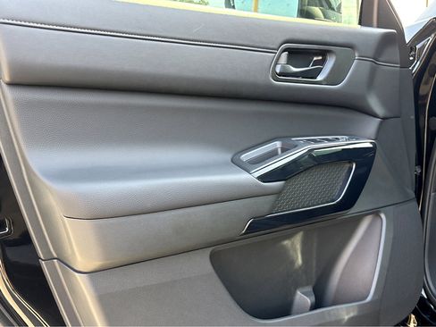 New 2026 Nissan Pathfinder SV image 19