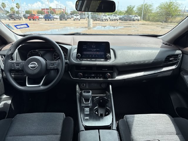 Certified 2023 Nissan Rogue SV FWD image 16