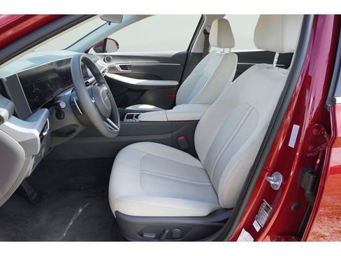 Used 2025 Hyundai Sonata SEL FWD image 20