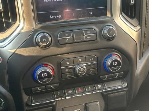 Used 2021 Chevrolet Silverado 1500 LT w/ Bed Protection Package AWD/4WD image 13