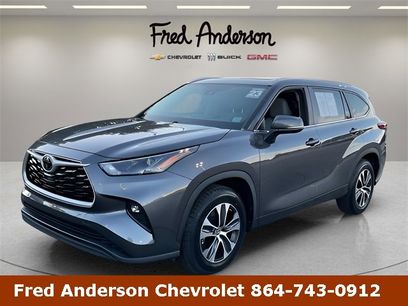 Used 2023 Toyota Highlander XLE