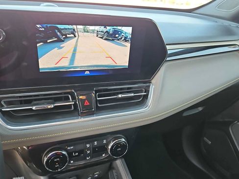 Used 2025 Chevrolet TrailBlazer ACTIV w/ Convenience Package FWD image 20